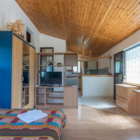 Apartments Kadum 25 Kadumi Δωμάτιο φωτογραφία